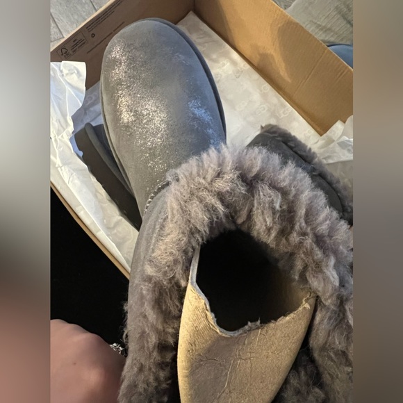 Brand New Ugg Boots Size 9 - Picture 3 of 4